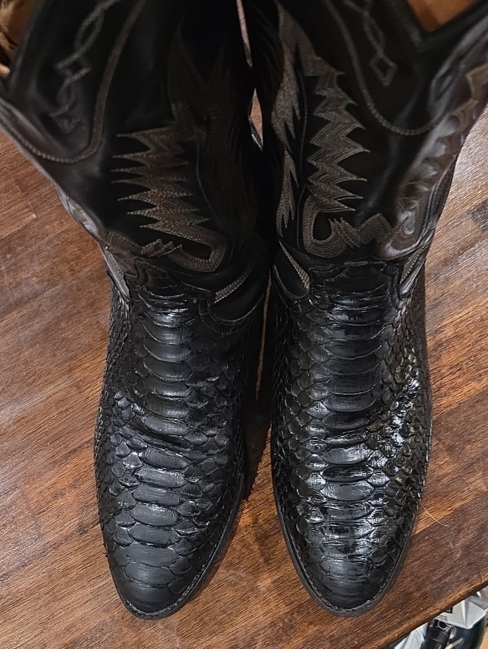 Vintage 1978 Tony Lama Black Python Snakeskin Cowboy Boots 9813 Men's 11.5 A USA